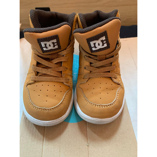 Dc Shoe オシャレでかっこいい ˊ ˋ Dc ハイカット スニーカー の通販 By Lycka S Shop ディーシーシューならラクマ