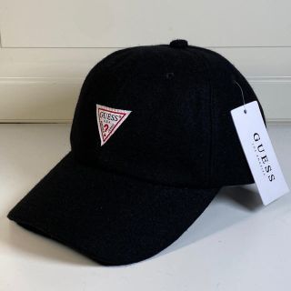 ゲス(GUESS)の新品未使用　GUESS/ゲス　ロー CAP 送料無料(キャップ)