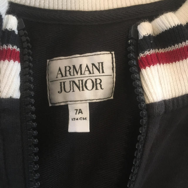 ARMANI JUNIOR(アルマーニ ジュニア)のアルマーニJr. キッズ/ベビー/マタニティのキッズ服男の子用(90cm~)(ジャケット/上着)の商品写真