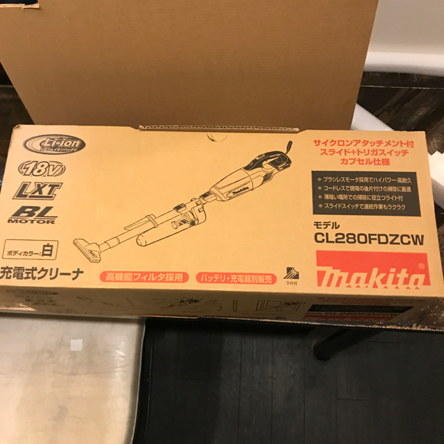 定番のお歳暮 Makita サイクロン付き本体のみ 充電式クリーナーCL280FDZCW 18V マキタ - 掃除機