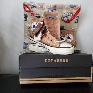 コンバース(CONVERSE)のダッフィー　CONVERSE　コラボ　限定　シューズ　ハイカット　バッシュ　新品(スニーカー)