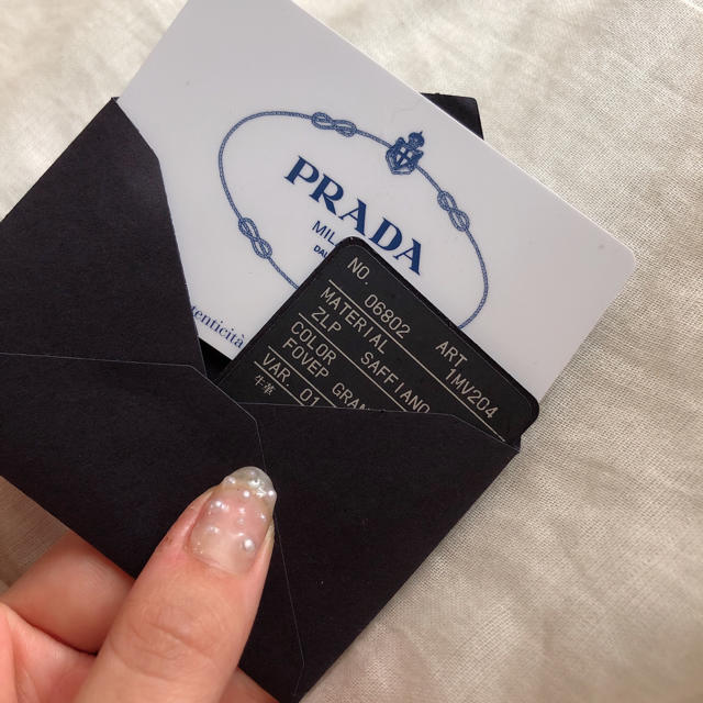 PRADA(プラダ)のPRADA サフィアーノ バイカラー 二つ折り財布 レディースのファッション小物(財布)の商品写真