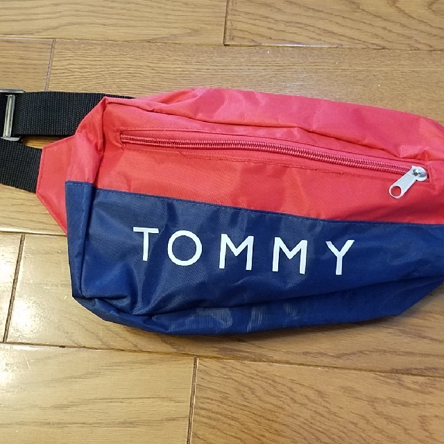 TOMMY(トミー)のトミーボディバッグ メンズのバッグ(ボディーバッグ)の商品写真