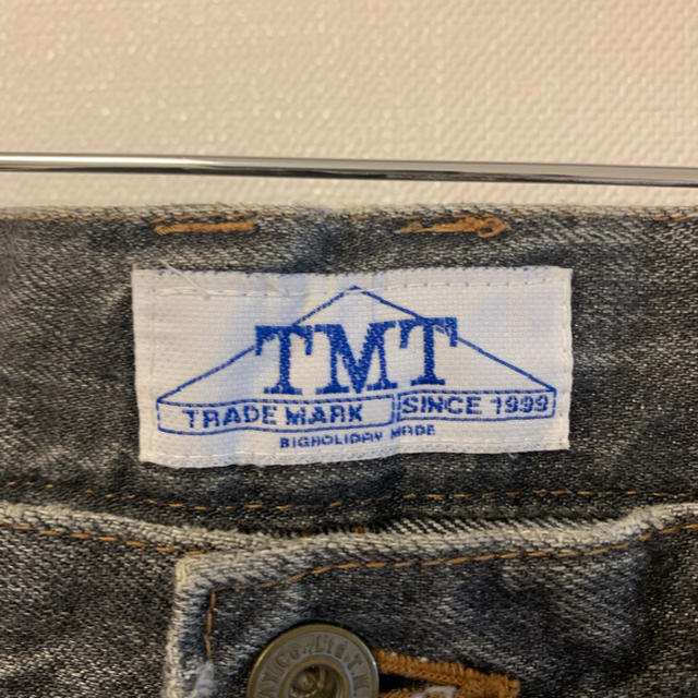 TMT(ティーエムティー)のTMT デニムショートパンツ　ブラック　M メンズのパンツ(ショートパンツ)の商品写真