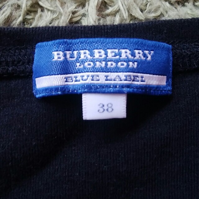 BURBERRY BLUE LABEL(バーバリーブルーレーベル)のバーバリーブルーレーベルのカットソー レディースのトップス(カットソー(半袖/袖なし))の商品写真