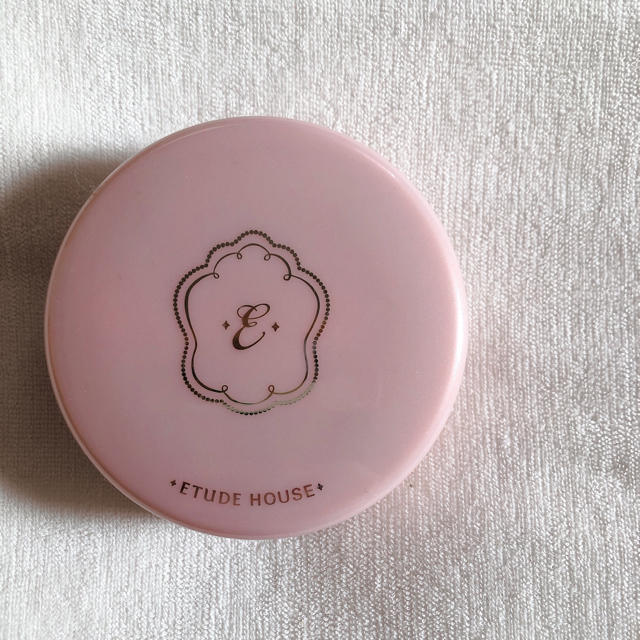 ETUDE HOUSE(エチュードハウス)のエチュードハウス プレシャスミネラル エニークッション #W24 コスメ/美容のベースメイク/化粧品(ファンデーション)の商品写真