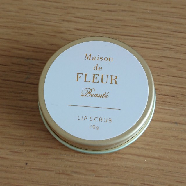 Maison de FLEUR(メゾンドフルール)のmaison  de  FLEUR リップスクラブ コスメ/美容のスキンケア/基礎化粧品(リップケア/リップクリーム)の商品写真