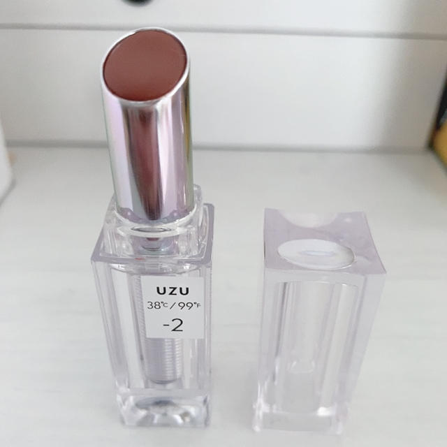 UZUリップスティック-2 コスメ/美容のベースメイク/化粧品(口紅)の商品写真