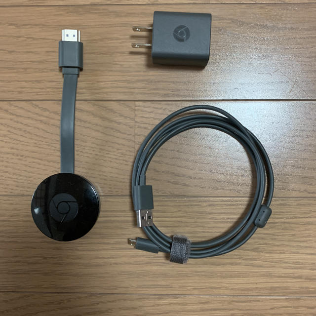 Microsoft(マイクロソフト)のChromecast 中古　クロームキャスト スマホ/家電/カメラのテレビ/映像機器(映像用ケーブル)の商品写真