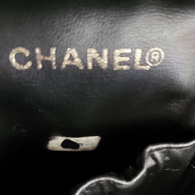 CHANEL　シャネル　 バニティバッグ - 黒 エナメル　レザー