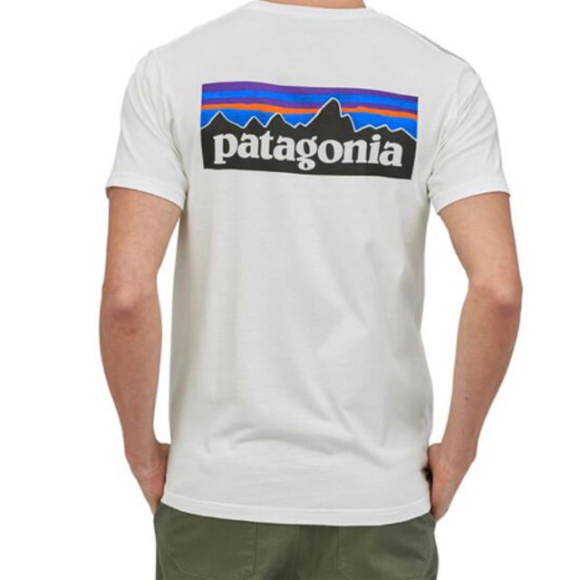 新品 patagonia メンズ P-6ロゴ オーガニック Tシャツ ホワイト