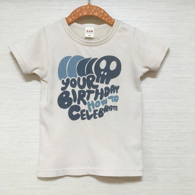 e.a.B(エーアーベー)の＊eaB エーアーベー ベージュ半袖Tシャツ 100 キッズ/ベビー/マタニティのキッズ服男の子用(90cm~)(Tシャツ/カットソー)の商品写真