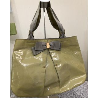 フェラガモ(Ferragamo)のフェラガモ　ハンド、ショルダーバック☆写真よりキレイです♪(ショルダーバッグ)