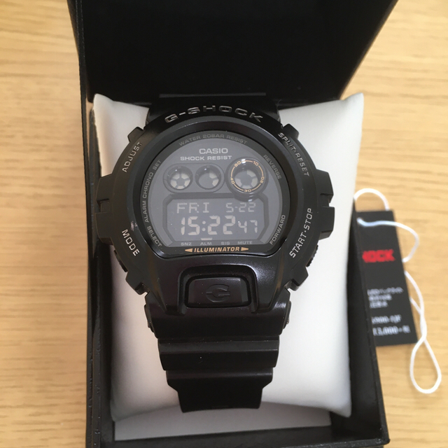 G-SHOCK(ジーショック)のGショック　時計　GD-X6900-1JF メンズの時計(腕時計(デジタル))の商品写真