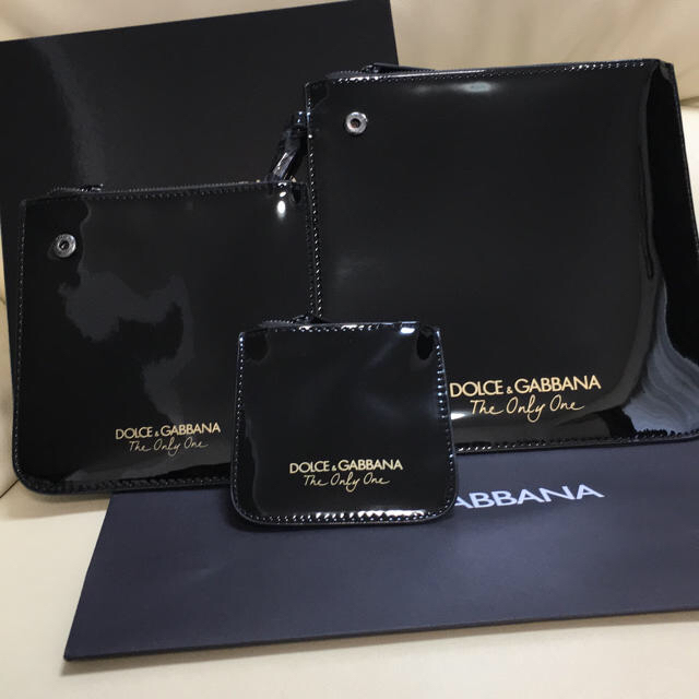 DOLCE&GABBANA(ドルチェアンドガッバーナ)のドルチェ＆ガッバーナビューティ♡ポーチ3点セット レディースのファッション小物(ポーチ)の商品写真