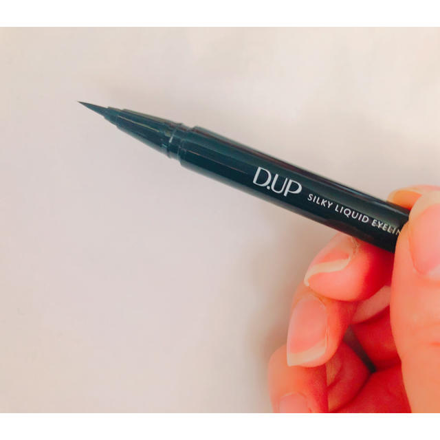 D.UP♡シルキーリキッドアイライナーブラック新品未使用 コスメ/美容のベースメイク/化粧品(アイライナー)の商品写真