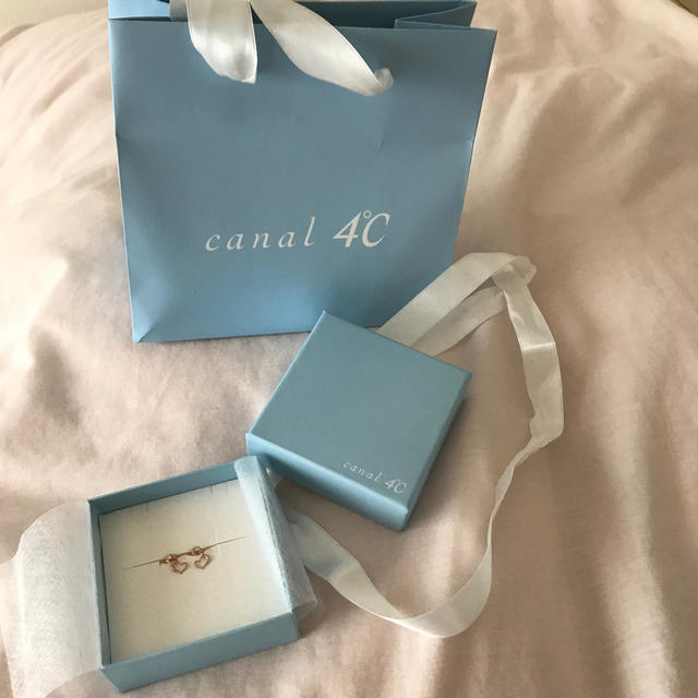 canal４℃(カナルヨンドシー)のcanal 4°C ハートピアス レディースのアクセサリー(ピアス)の商品写真