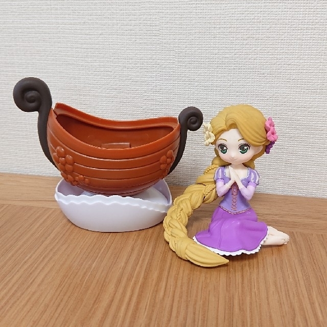 BANDAI(バンダイ)のヒロインドール ラプンツェル エンタメ/ホビーのおもちゃ/ぬいぐるみ(キャラクターグッズ)の商品写真