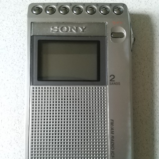 SONY(ソニー)のSONY FM/AM PLLシンセサイザーラジオ スマホ/家電/カメラのオーディオ機器(ラジオ)の商品写真