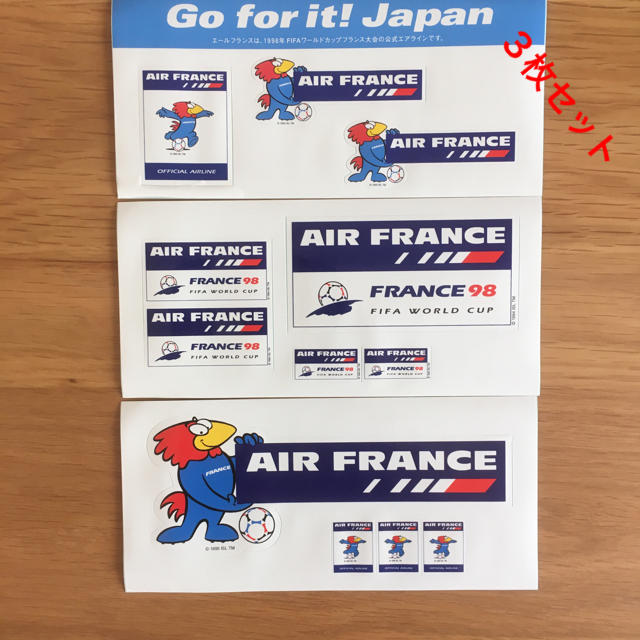 ステッカー　FIFA ワールドカップ 1998 AIR FRANCE 3枚セット スポーツ/アウトドアのサッカー/フットサル(記念品/関連グッズ)の商品写真