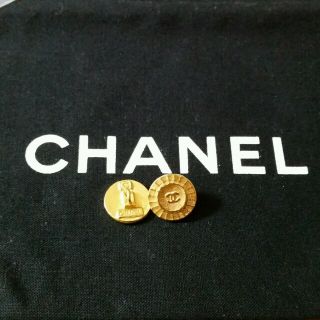 シャネル(CHANEL)のよっち様専用　金ボタン(ノーカラージャケット)