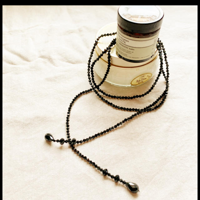 ネックレス　チョーカー　ビーズネックレス　ブラック レディースのアクセサリー(ネックレス)の商品写真