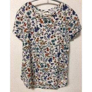 エイチアンドエム(H&M)の【花柄Tシャツ】H&M　サイズXS(Tシャツ(半袖/袖なし))