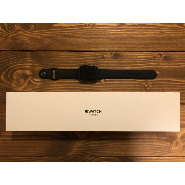 スマホ/家電/カメラApple Watch Series3 42mm GPSモデル