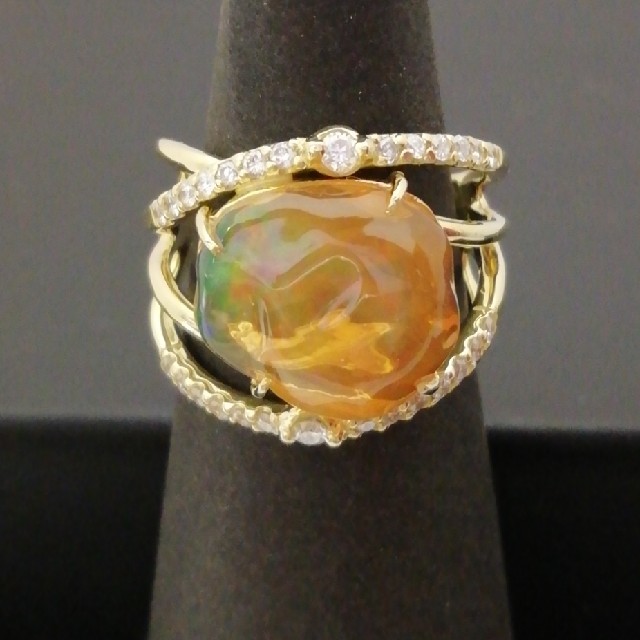 K18YG　オレンジ色のメキシコオパール♥️ちゃめっけたっぷり　素敵リング レディースのアクセサリー(リング(指輪))の商品写真