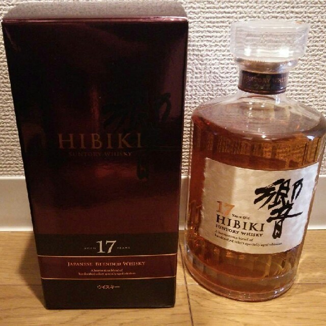 送料込み！カートン有、正規未開封☆SUNTORY 響17年700ml