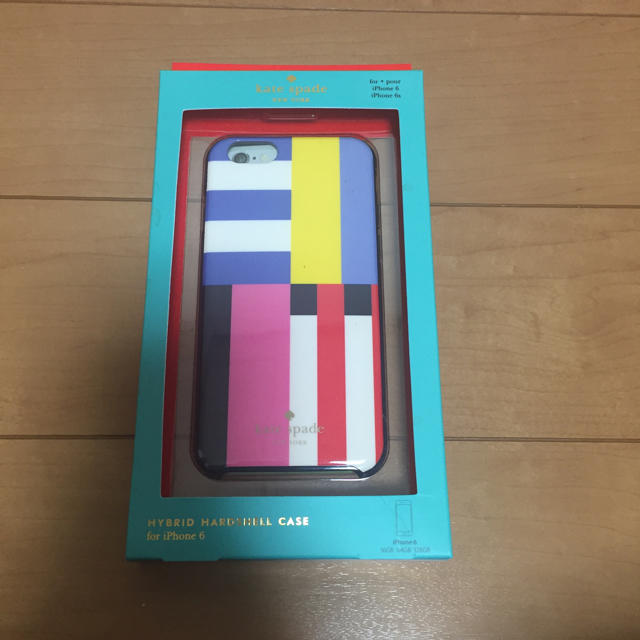 kate spade new york(ケイトスペードニューヨーク)の2016新作 Iphonケース スマホ/家電/カメラのスマホアクセサリー(モバイルケース/カバー)の商品写真