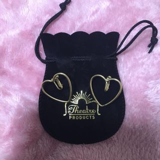 シアタープロダクツ(THEATRE PRODUCTS)のTP ブラスハートearring ♡(イヤリング)