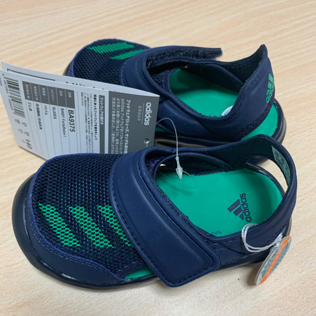 adidas(アディダス)のアディダスサンダル キッズ/ベビー/マタニティのベビー靴/シューズ(~14cm)(サンダル)の商品写真