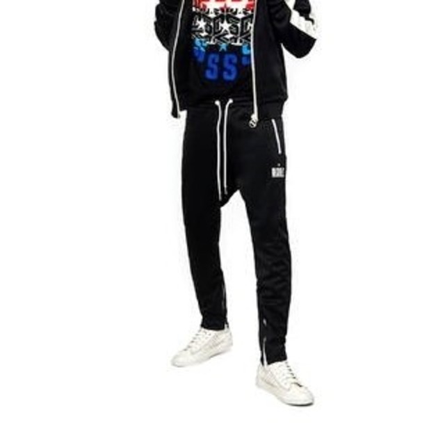 DIESEL(ディーゼル)のDIESEL  ジョグパンツ ジャージ スウェット メンズのパンツ(その他)の商品写真