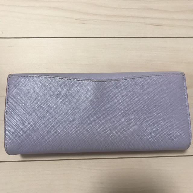 4℃ by イヴ's shop｜ヨンドシーならラクマ - ルリア4°Cの長財布の通販 超特価