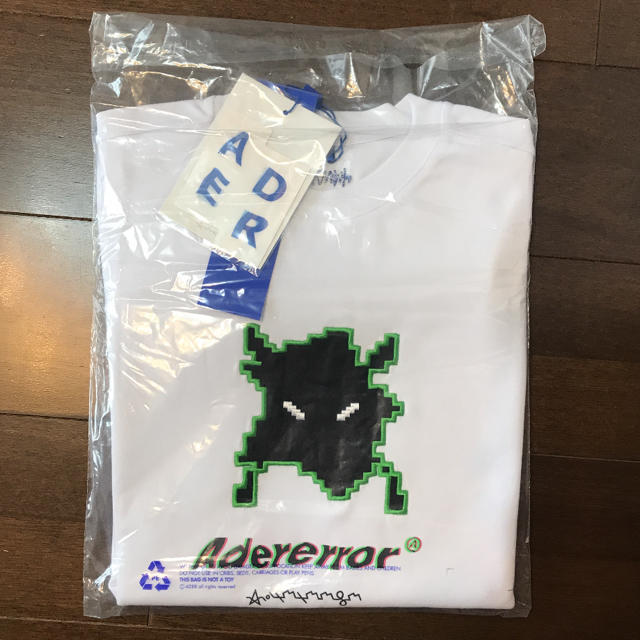 ader error アダーエラー Tシャツ 未使用品 メンズのトップス(Tシャツ/カットソー(半袖/袖なし))の商品写真