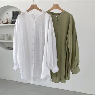 トゥデイフル(TODAYFUL)のwillfully  round stand tuck flare shirt(シャツ/ブラウス(長袖/七分))