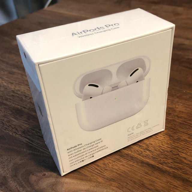 Apple(アップル)の24時間以内発送　AirPods Pro エアポッズプロ　ワイヤレスイヤホン スマホ/家電/カメラのオーディオ機器(ヘッドフォン/イヤフォン)の商品写真