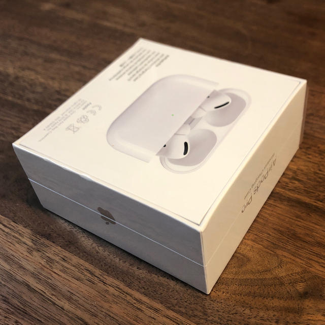 Apple(アップル)の24時間以内発送　AirPods Pro エアポッズプロ　ワイヤレスイヤホン スマホ/家電/カメラのオーディオ機器(ヘッドフォン/イヤフォン)の商品写真