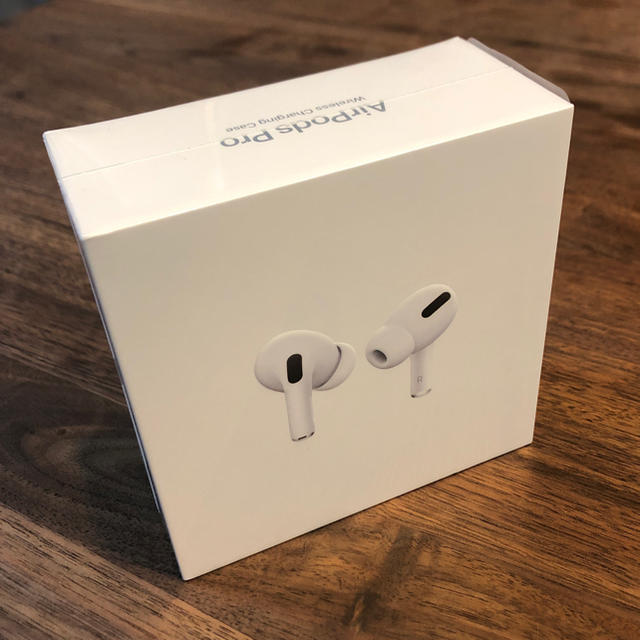 Apple(アップル)の24時間以内発送　AirPods Pro エアポッズプロ　ワイヤレスイヤホン スマホ/家電/カメラのオーディオ機器(ヘッドフォン/イヤフォン)の商品写真