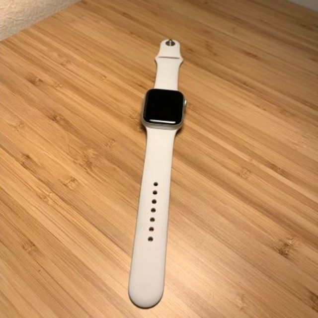 Apple Watch(アップルウォッチ)のApple Watch Series 5（GPSモデル） メンズの時計(腕時計(デジタル))の商品写真