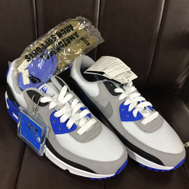 NIKE(ナイキ)のNIKE WMNS AIR MAX 90  ロイヤルブルー　23.5㎝ レディースの靴/シューズ(スニーカー)の商品写真