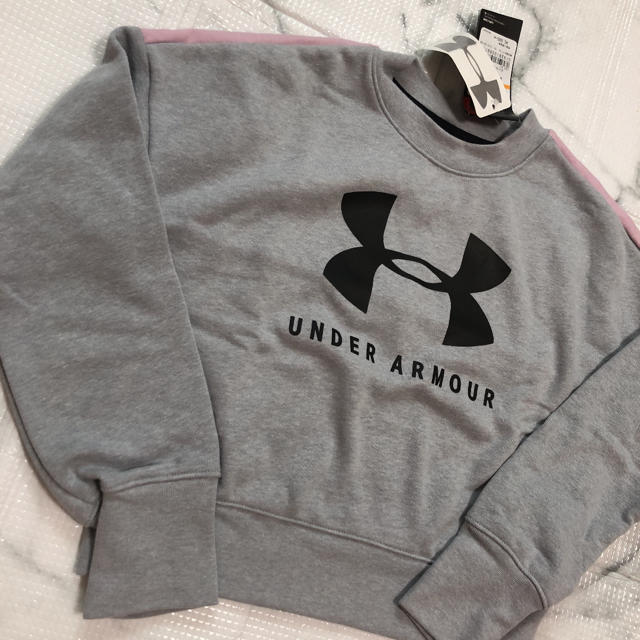 UNDER ARMOUR(アンダーアーマー)の【YSM】人気モデル　新品　UNDER ARMOURアンダーアーマートレーナー キッズ/ベビー/マタニティのキッズ服女の子用(90cm~)(ジャケット/上着)の商品写真