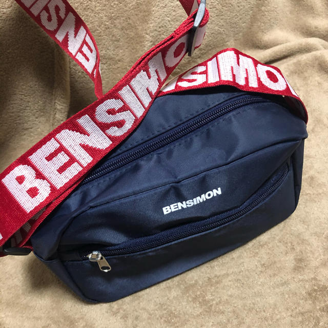 BENSIMON(ベンシモン)のBENSIMON ロゴテープショルダーバッグ レディースのバッグ(ショルダーバッグ)の商品写真