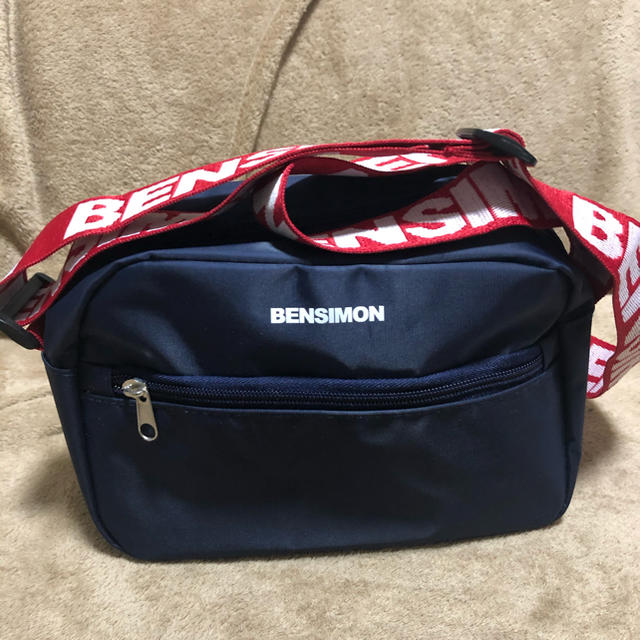 BENSIMON(ベンシモン)のBENSIMON ロゴテープショルダーバッグ レディースのバッグ(ショルダーバッグ)の商品写真