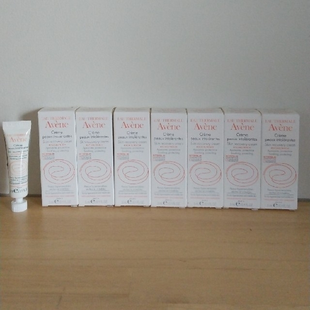 Avene(アベンヌ)のアベンヌ スキンバランスクリームEX 5ml×7本 コスメ/美容のスキンケア/基礎化粧品(フェイスクリーム)の商品写真