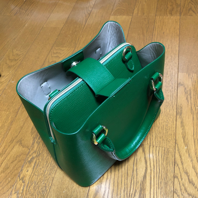 OPAQUE.CLIP(オペークドットクリップ)の2WAYバッグ　オペークドットクリップ　緑　グリーン レディースのバッグ(ショルダーバッグ)の商品写真