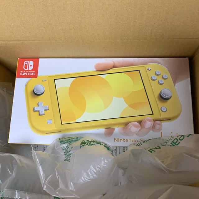 Nintendo Switch lite yellow イエロー