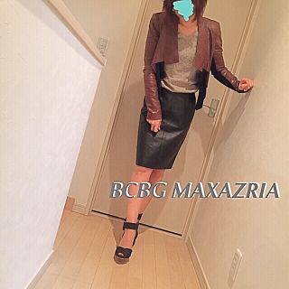 ビーシービージーマックスアズリア(BCBGMAXAZRIA)のBCBG MAXAZRIA 未使用 JK(テーラードジャケット)