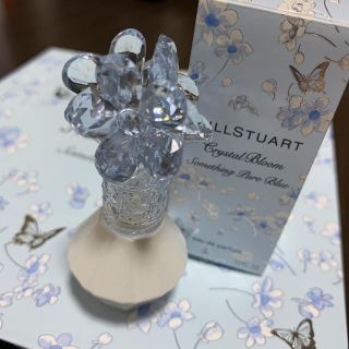 ジルスチュアート(JILLSTUART)の新品　ジルスチュアート　サムシングピュアブルー　4ml(香水(女性用))